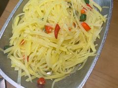 -三叔特色自贡菜(中海国际店)
