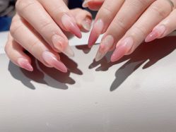 -丽心自助美甲美睫