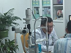 -大连何氏眼科医院