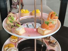 -亚龙湾喜来登·美景台大堂吧