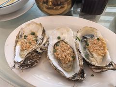 -五谷芳乳鸽王(梅沙老店)