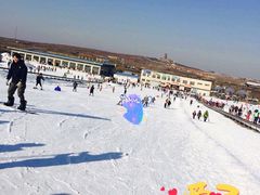 -济南卧虎山滑雪场