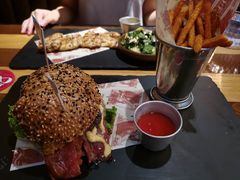 -FAT COW(虹梅路店)