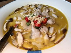 -蜜桃餐厅·伴山(湖滨商业街店)