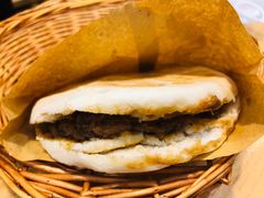 肉夹馍（肥瘦）-中原一大碗(湖滨店)
