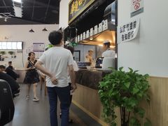 -马德元纯汤牛肉面(太奥广场店)