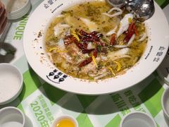 -渔语鱼酸菜鱼新川菜(来福士店)
