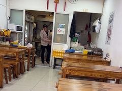 -阿姨小肉摊(同济西苑店)