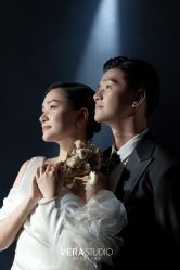 -至臻微拉婚纱摄影