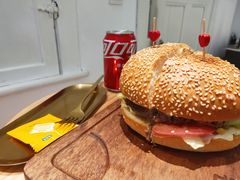 手工牛肉大汉堡-大象厨房(重庆道店)