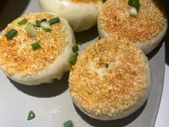 葱煎包-麻六记(新天地店)