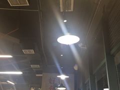 大堂-憨铁匠老火锅(龙岗万科里店)