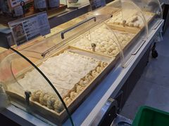 面包甜点陈列柜-清真全盛斋传统糕点(许士庙店)