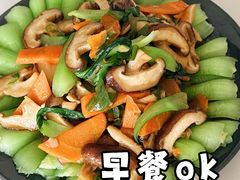 -鲸励母婴月嫂(望京店)
