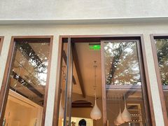 -VERIE BAKEHOUSE
