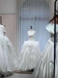 -PAI婚纱礼服设计馆【大牌租赁/高级定制】