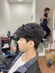 -乾健·烫染·接发SALON