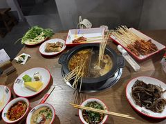 -言玖鲜火锅串串披萨自助(益田假日店)