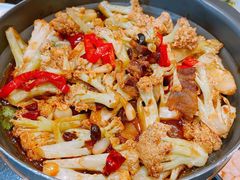 干锅手撕包菜-香雪海饭店中餐厅(人民桥店)