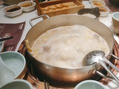-洪氏嗨捞·猪肚鸡火锅(阳光天地店)