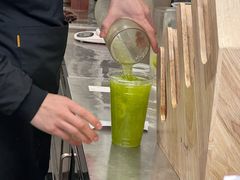 -八一路好吃街(雨田商务大厦店)