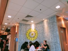 大堂-麦当劳(欢乐谷店)