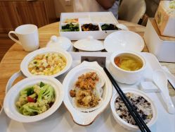 -莲生母婴月子中心(清水河公园店)