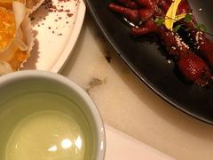 吮指鸡爪-桂满陇天书(南京德基旗舰店)
