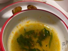 -毛辣果·贵州红酸汤牛肉火锅(西单店)