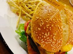 -HELLO 27 意面·沙拉·帕尼尼