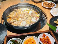 -一朵菌·野生菌探索家火锅(南亚店)