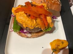 墨西哥地狱辣芝士汉堡-Lets burger非常汉堡·环球风味(蓝色港湾店)