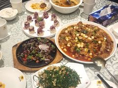 -巴特餐饮6加1音乐餐吧·新疆菜