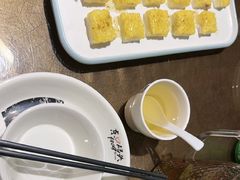 -东口码头·烧鸽子·鱼头泡饼·地方菜(金鹰悦城店)