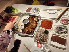 -海底捞火锅(杭州庆春路夜宵主题店)