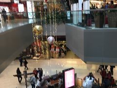 -东荟城名店仓