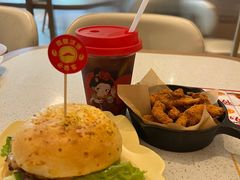 -必胜客(联投东方店)