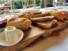 餐前包-福楼法餐厅FLO