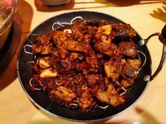 -野山舂·贵州现舂酸汤火锅(鸿通城店)