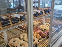-焙丽拾光(麦凯乐直营店)