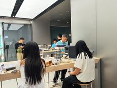 -DJI大疆(深圳华强北曼哈授权体验店)