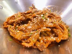 -张大师鸭爪爪特色干锅(南湖店)