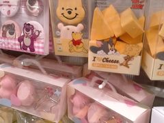 -名创优品(万达广场河东店)