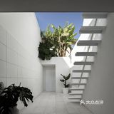 自由自在的生活方式被重新归还给城市和住宅的使用者