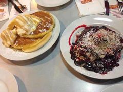 -Pancakes on the rocks(Darling Harbour)