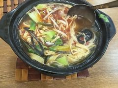 -天瑞福云南过桥米线(十里河店)