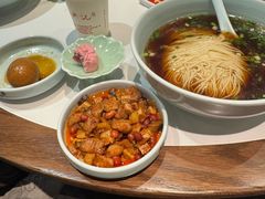 -裕兴记•蟹黄面馆(人民广场店)