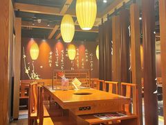 -呷哺呷哺(普陀乐购真北店)