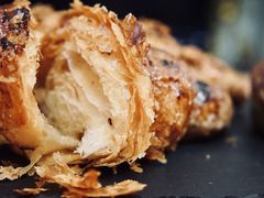 焦糖牛角酥-PAPER STONE BAKERY(天汇广场店)