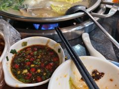 -老来福·非遗酸汤兔(凯旋路店)